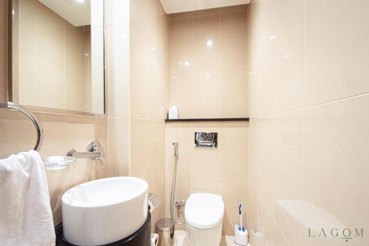 Songs Of The Lake By Lagom - Bonnington Apartment Jumeirah Lake Towers, دبي المظهر الخارجي الصورة